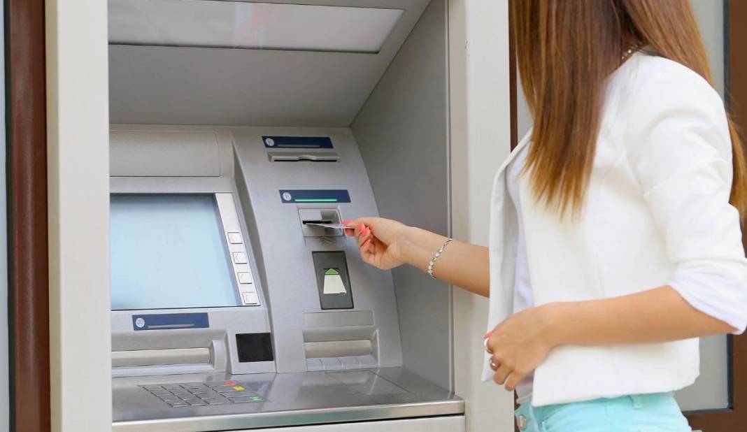 ATM'lere yeni güncelleme geldi: Artık bunu yapanın kartını ATM'ler anında yutacak 2